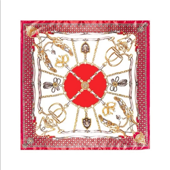 Scarf - Picture 2 of 5